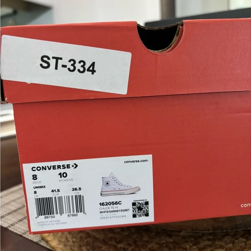 Converse  White High-Top Sneakers unisex M8 W10 Brand New in Box - Picture 10 of 10